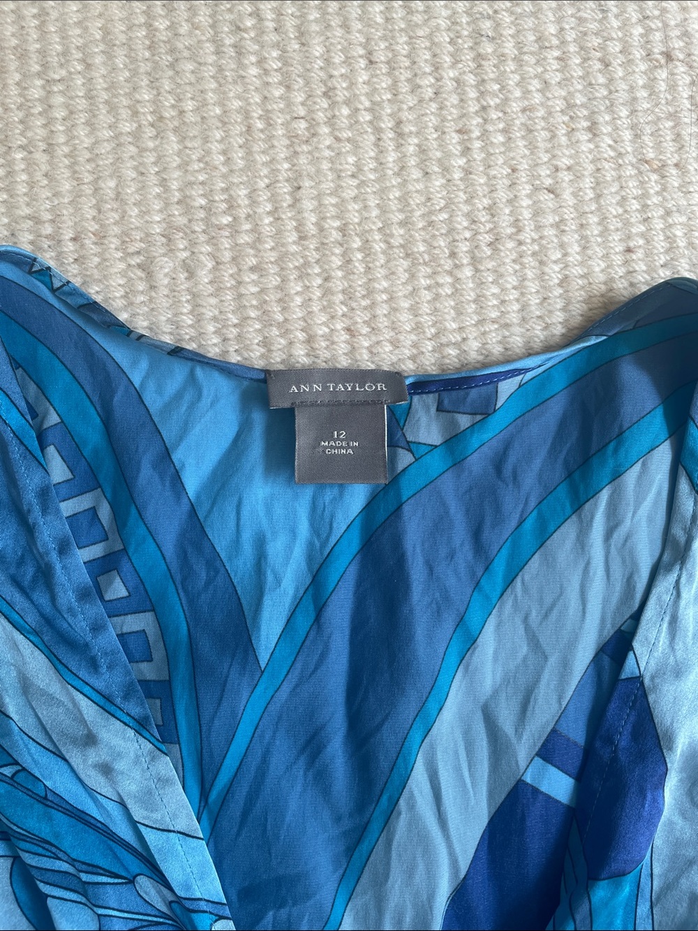 Ann Taylor Blue & Teal Abstract Wave Blouse